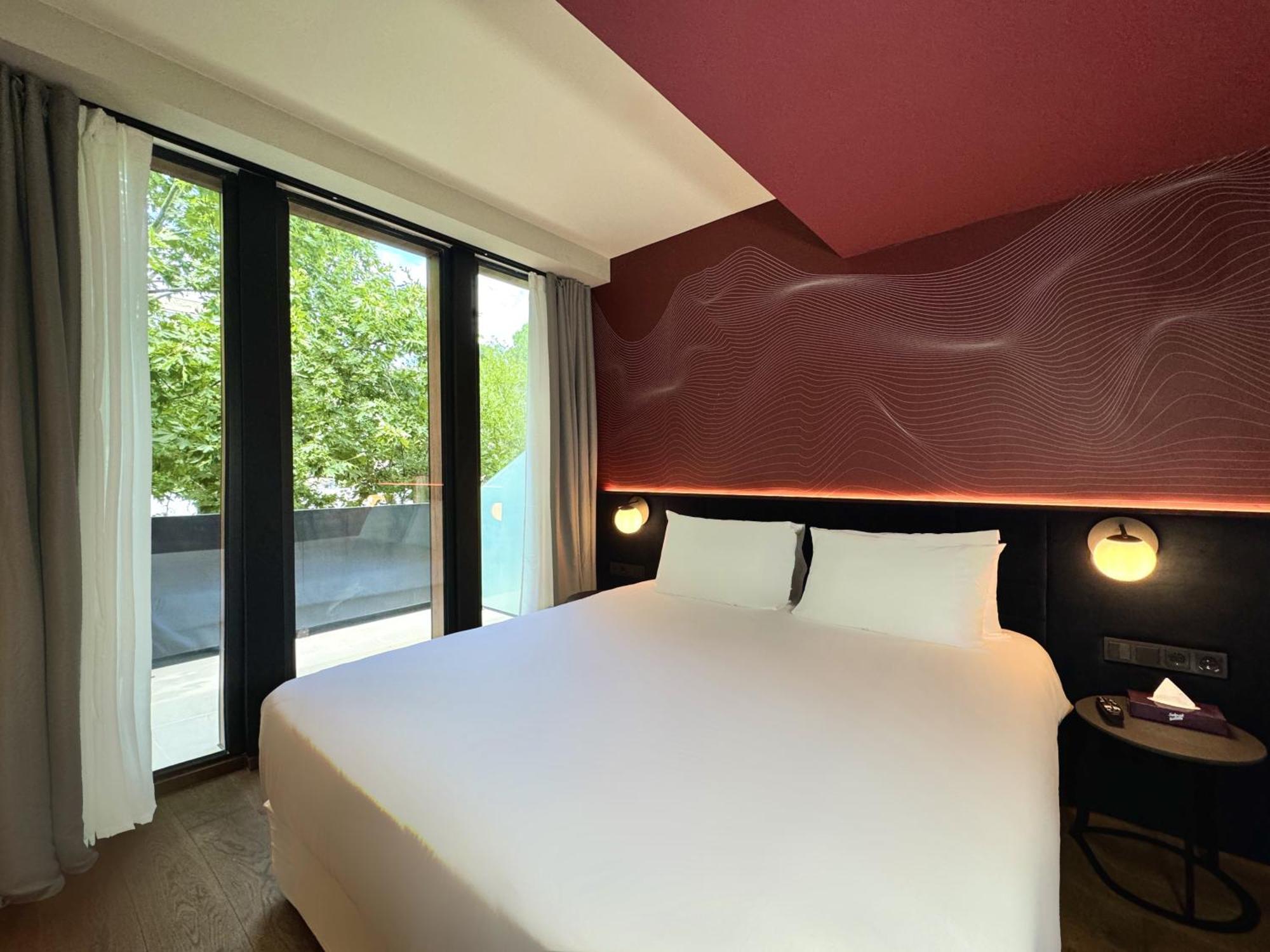 Tbilisi Edition - Design Hotel & Private Spa Exteriör bild